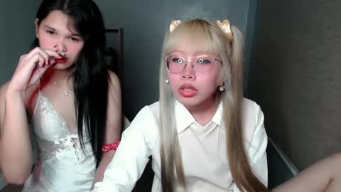 Snapshot of lady_galacticax chatting on 12-27-24, 03:37    online show from 12-27-24, 03:37