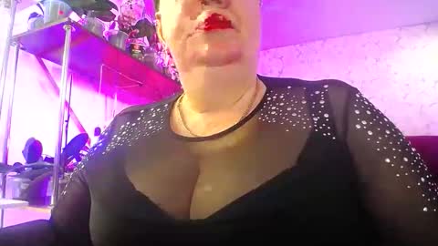 Lady Gloria online show from 04-09-26, 06:02