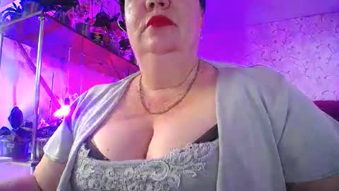 Lady Gloria online show from 05-09-26, 08:08