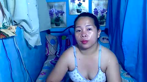 Snapshot of lady_in_bed69 chatting on 07-07-26, 10:58 lady_in_bed69 online show from 07-07-26, 10:58