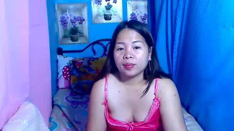 Snapshot of lady_in_bed69 chatting on 07-28-26, 11:04 lady_in_bed69 online show from 07-28-26, 11:04