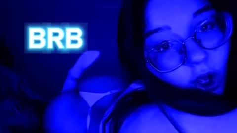 Snapshot of lady_lucky_love chatting on 10-19-25, 07:14 KENDALL NATHANPVT IS OPEN online show from 10-19-25, 07:14