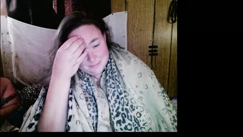 Lady Lynns Shadow online show from 12-16-25, 08:36