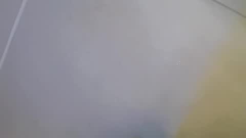 Ella online show from 03-05-25, 04:24