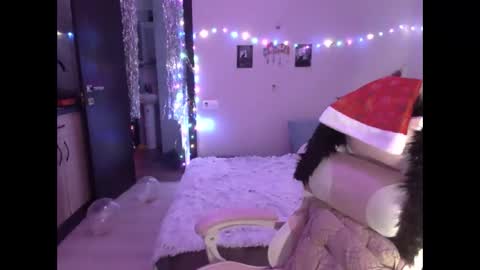 Snapshot of lady_smile69 chatting on 01-01-25, 05:11 lady_smile69 online show from 01-01-25, 05:11