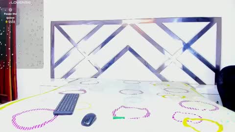 Snapshot of ladyandmaverick chatting on 10-03-25, 02:41 LadyandMaverick online show from 10-03-25, 02:41