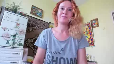 Snapshot of ladybigsmile chatting on 07-10-26, 05:45 Sima Ladybigsmile online show from 07-10-26, 05:45