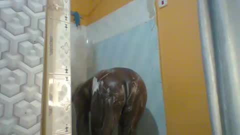 lindah32 online show from 02-04-26, 09:31