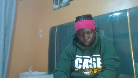 lindah32 online show from 04-03-26, 02:20