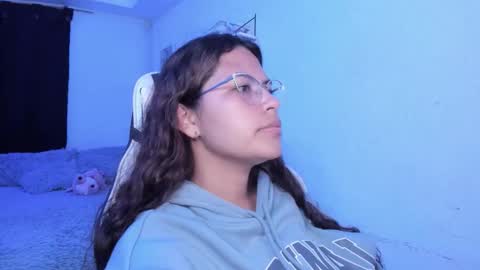  Lady  online show from 01-10-26, 03:19