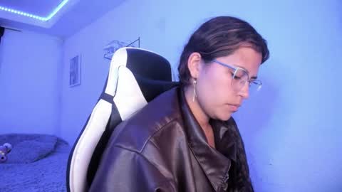  Lady  online show from 02-03-26, 06:22