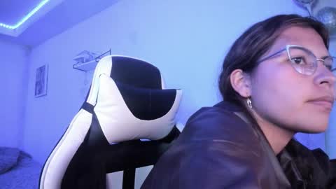  Lady  online show from 02-03-26, 06:51