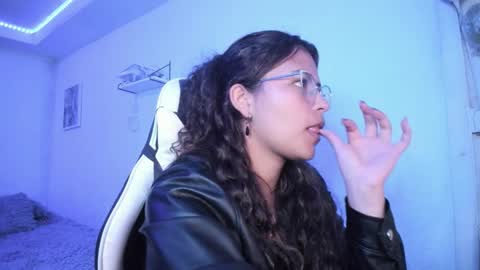  Lady  online show from 02-08-26, 01:09