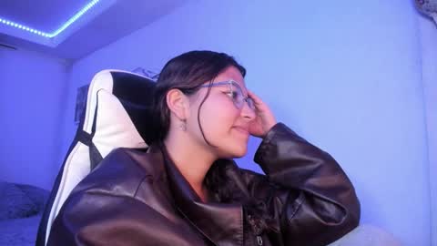  Lady  online show from 02-10-26, 02:48