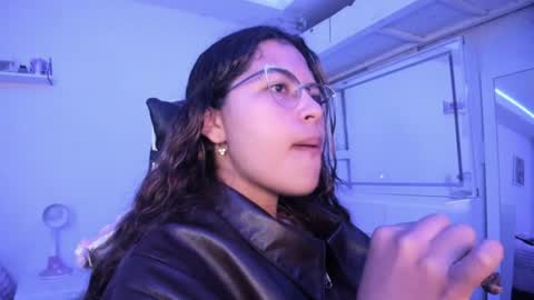  Lady  online show from 06-11-26, 03:37