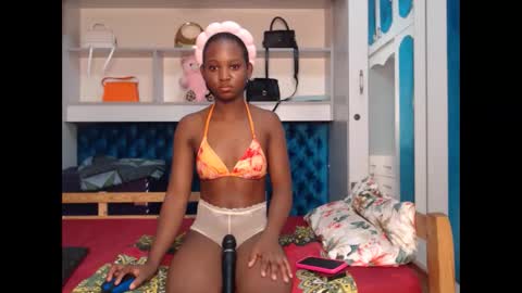 ladydiva69 online show from 04-27-26, 10:57