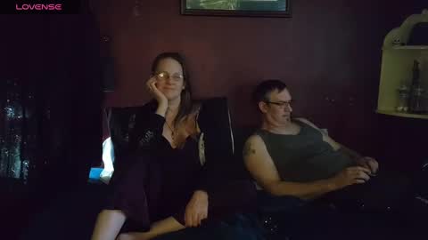ladykiva_n_hubz online show from 10-06-25, 12:41