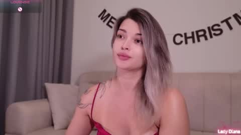 ladylancaster online show from 12-23-25, 10:46