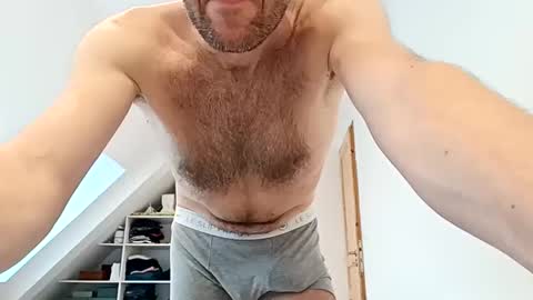 ladylover_1 online show from 12-13-24, 09:02