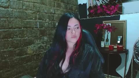 ladylunatikka online show from 04-28-26, 01:48