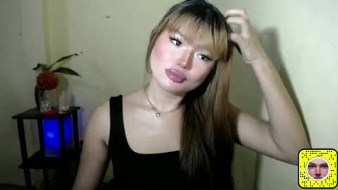 Snapshot of ladyofyou_dreamxoxo chatting on 06-12-26, 08:30 LILY online show from 06-12-26, 08:30