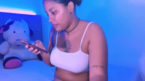 laura online show from 02-09-26, 07:07