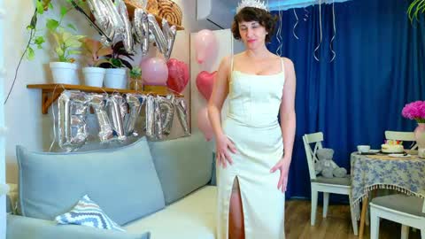 Maria online show from 05-24-26, 02:27