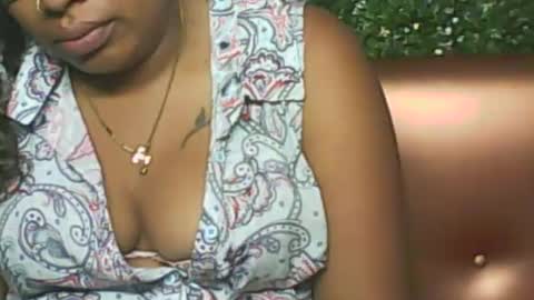 LadyXSnakes online show from 12-21-25, 01:07