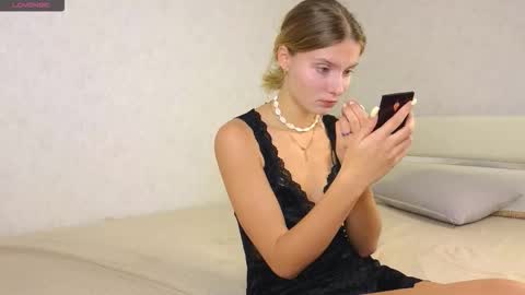 Lilia online show from 09-22-25, 07:32