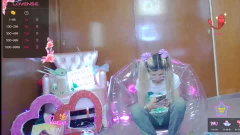 Skinnygirl online show from 03-19-26, 12:14