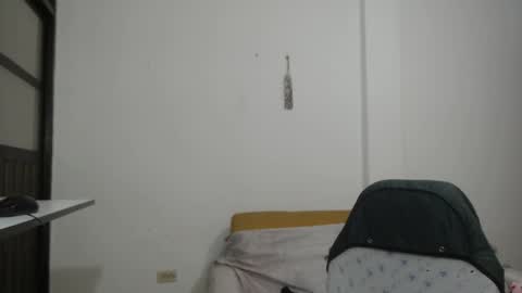  paola and a guest lol    online show from 09-29-25, 04:56