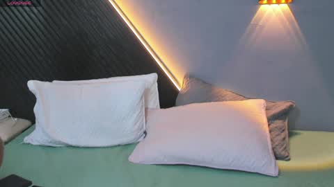    online show from 04-07-26, 11:15