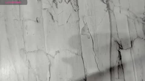 Snapshot of laiilybell chatting on 11-09-25, 12:36 laiily bell online show from 11-09-25, 12:36