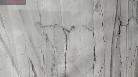 Snapshot of laiilybell chatting on 11-24-25, 01:00 laiily bell online show from 11-24-25, 01:00