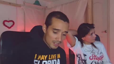 Snapshot of lailaasher chatting on 12-16-25, 05:12 lailaasher online show from 12-16-25, 05:12