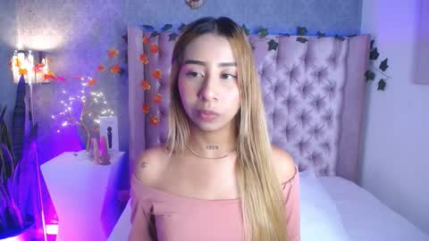 Snapshot of lailastilwills chatting on 11-01-25, 10:34 Laila Stilwills online show from 11-01-25, 10:34