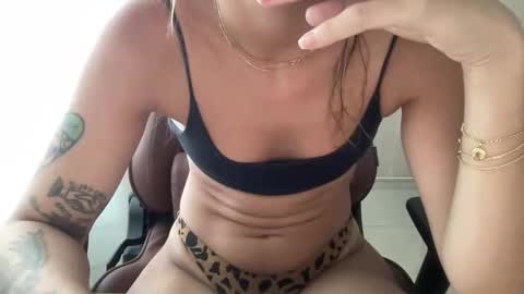 lailayourangel online show from 12-17-25, 02:34