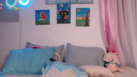 Snapshot of lailypink chatting on 12-21-24, 01:26 samanta online show from 12-21-24, 01:26