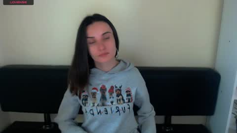 Snapshot of laimapinch_ chatting on 12-20-24, 03:10 Laima online show from 12-20-24, 03:10