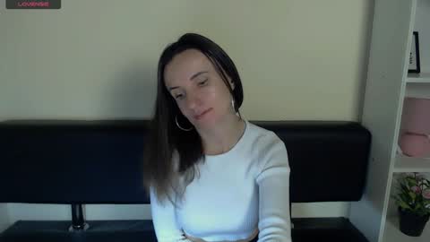 Snapshot of laimapinch_ chatting on 12-22-24, 10:17 Laima online show from 12-22-24, 10:17