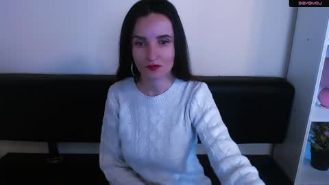 Snapshot of laimapinch_ chatting on 01-03-25, 01:47 Laima online show from 01-03-25, 01:47
