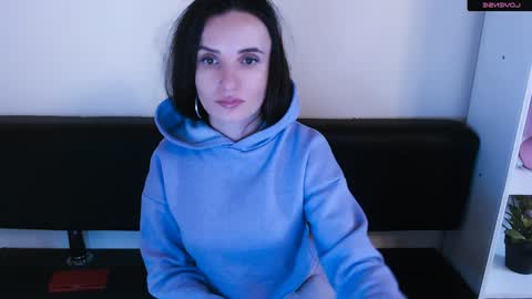 Snapshot of laimapinch_ chatting on 01-05-25, 01:26 Laima online show from 01-05-25, 01:26