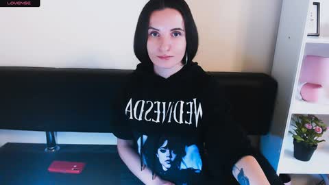 Snapshot of laimapinch_ chatting on 01-09-25, 01:56 Laima online show from 01-09-25, 01:56