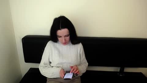 Snapshot of laimapinch_ chatting on 10-13-25, 07:52 Laima online show from 10-13-25, 07:52