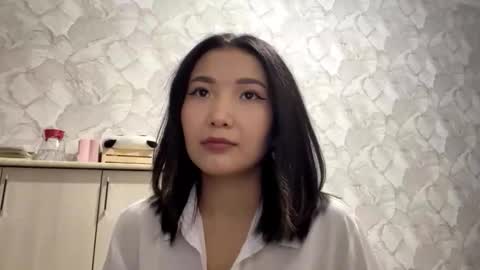 Snapshot of lakeishatimber chatting on 09-20-25, 03:35 Luna online show from 09-20-25, 03:35