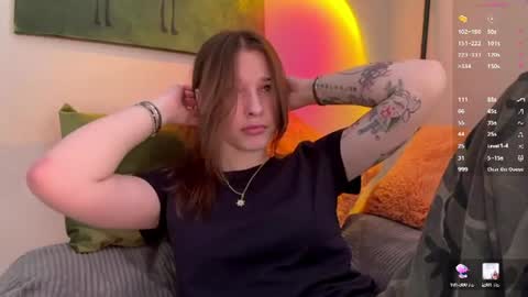 Snapshot of lakiaeskuchen chatting on 06-19-26, 06:18 Hello guys Im Ann online show from 06-19-26, 06:18