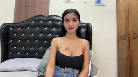 Snapshot of lakshmi_filipina chatting on 06-04-26, 10:38 kristine online show from 06-04-26, 10:38