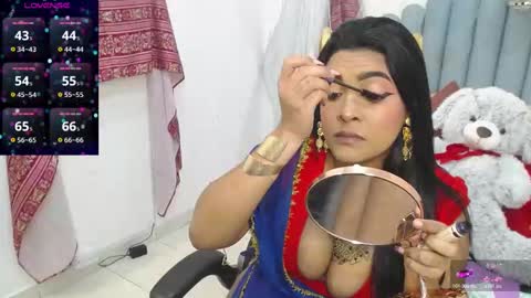 Laskhmirani online show from 11-20-25, 11:54