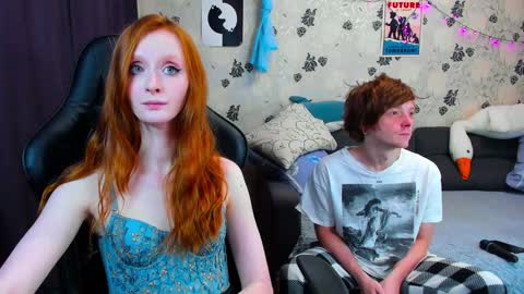 Snapshot of laksmrrr chatting on 01-22-25, 10:50 Lu  Alex online show from 01-22-25, 10:50