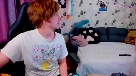 Snapshot of laksmrrr chatting on 02-16-25, 11:38 Lu  Alex online show from 02-16-25, 11:38